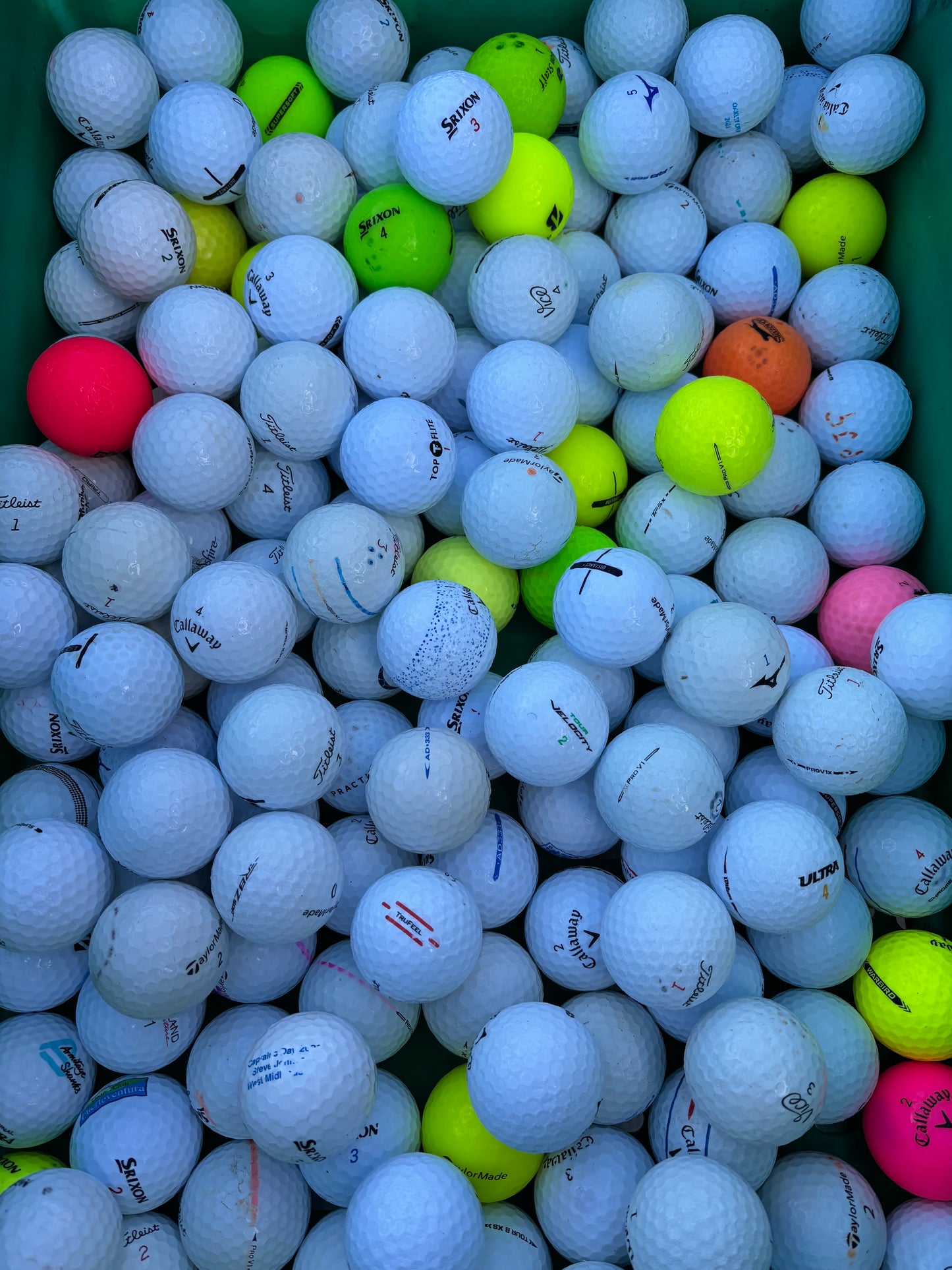 30 x Mixed Golf Balls.