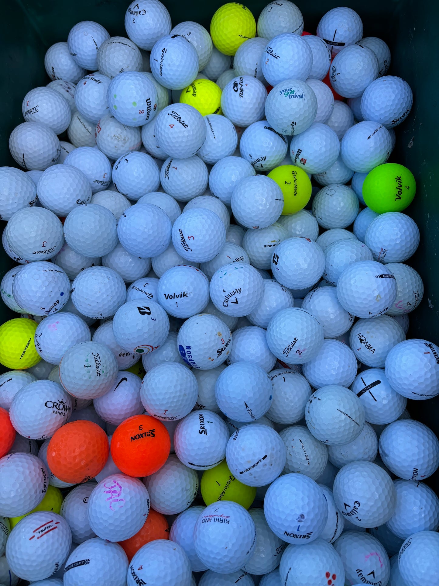 30 x Mixed Golf Balls.